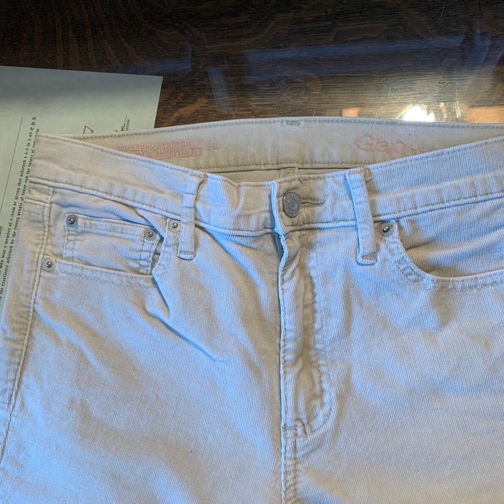 Gap size 29 brushed corduroys skinny leg